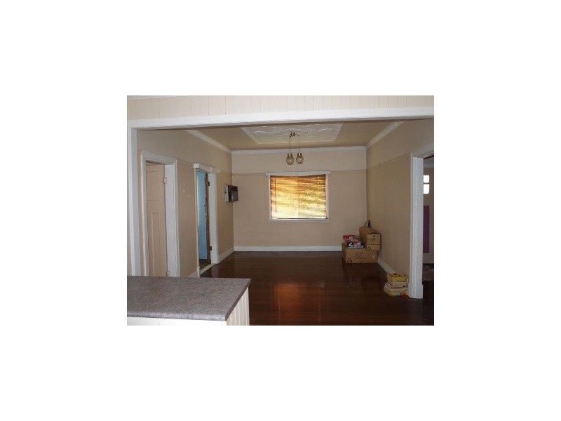 12 Welsby Street, North Booval QLD 4304