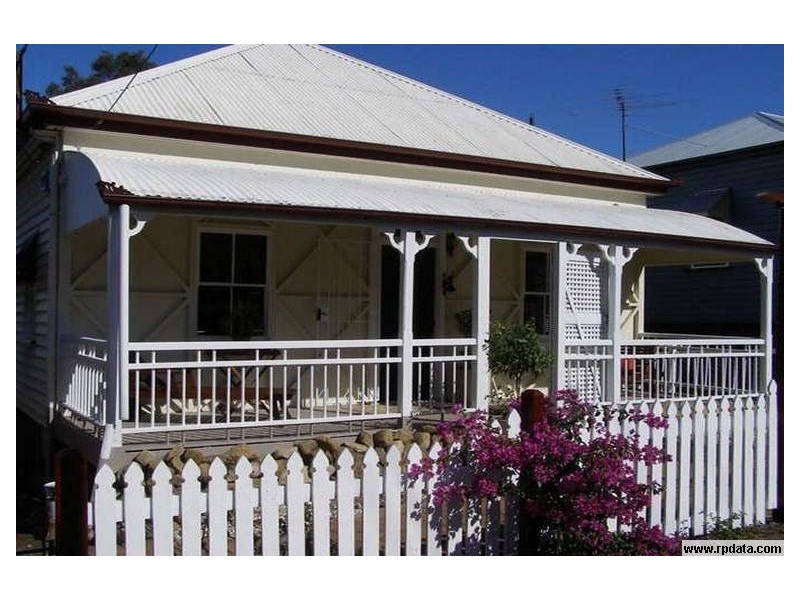 28  Park Street, Ipswich QLD 4305