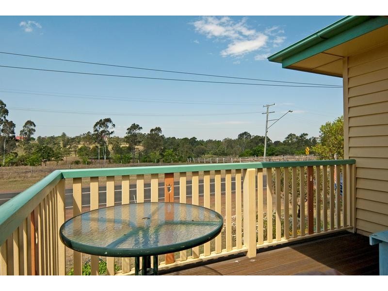 39 Lobb St, Churchill QLD 4305