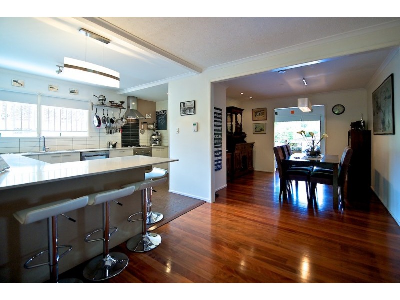 6 Moorbell Street, Tarragindi QLD 4121