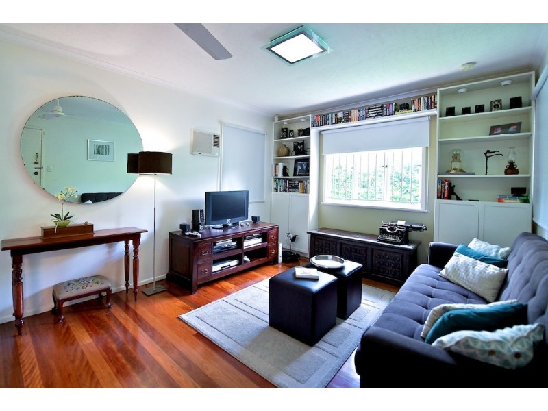 6 Moorbell Street, Tarragindi QLD 4121