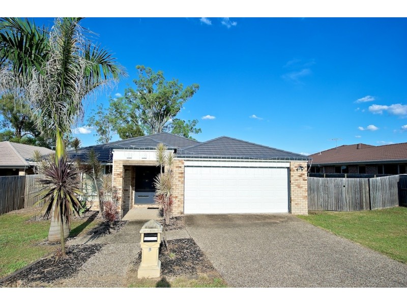 9 Angela Place, Yamanto QLD 4305