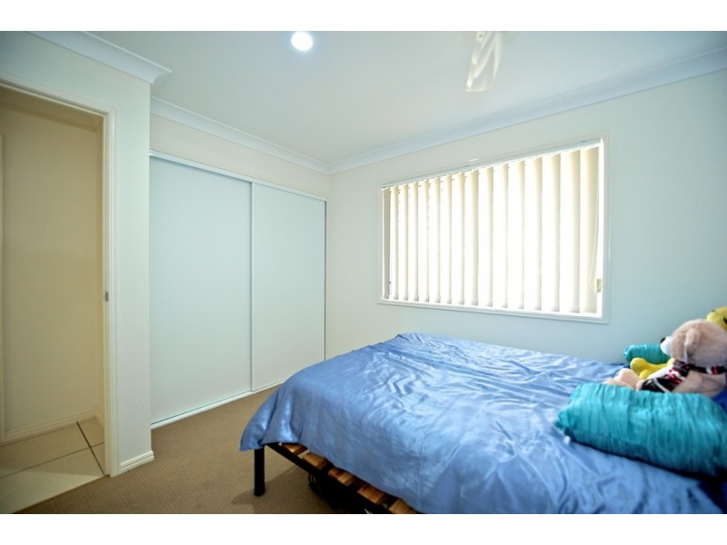 9 Angela Place, Yamanto QLD 4305