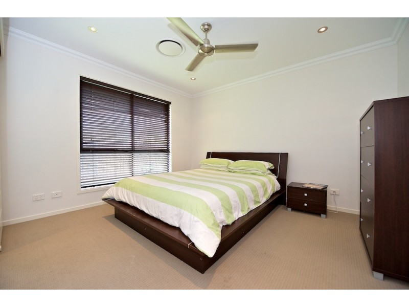 5 Brightwood Place, Fernvale QLD 4306