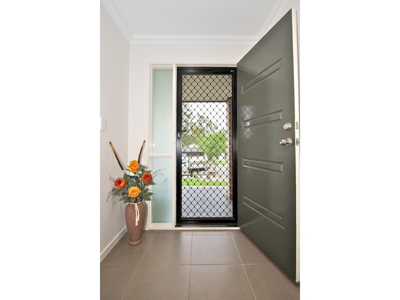 5 Brightwood Place, Fernvale QLD 4306