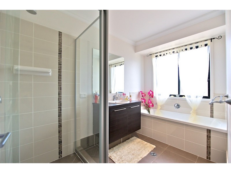 5 Brightwood Place, Fernvale QLD 4306