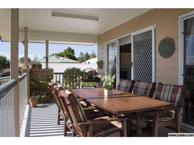 21 Bergin St, Booval QLD 4304