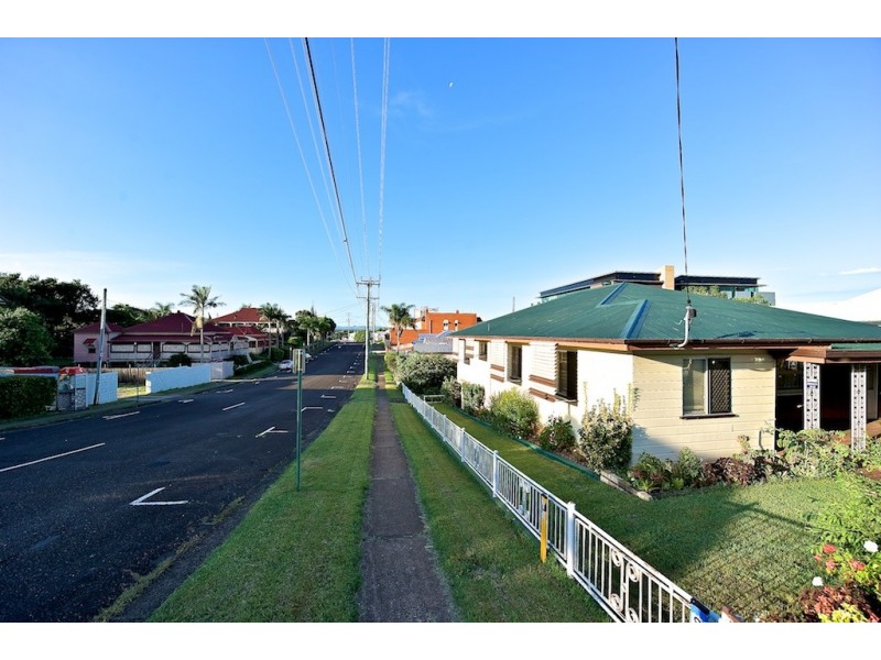 69 Roderick Street, Ipswich QLD 4305