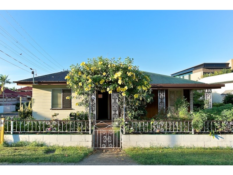 69 Roderick Street, Ipswich QLD 4305