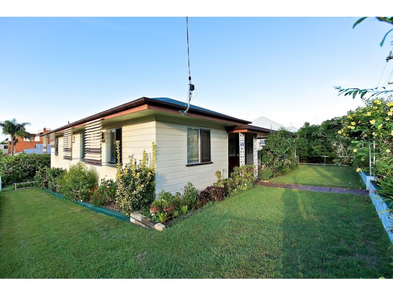 69 Roderick Street, Ipswich QLD 4305