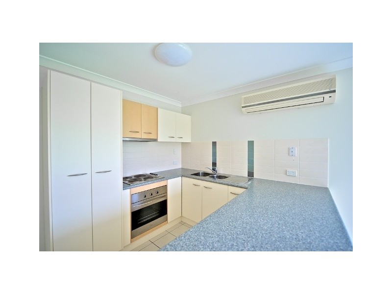 6 Sarah Place, Raceview QLD 4305