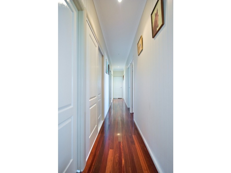 288 Glamorgan Vale Rd, Glamorgan Vale QLD 4306