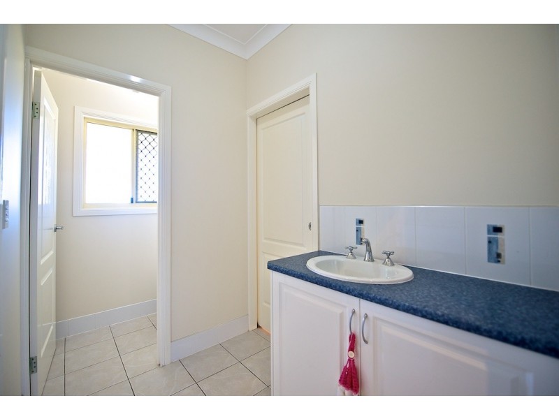 288 Glamorgan Vale Rd, Glamorgan Vale QLD 4306