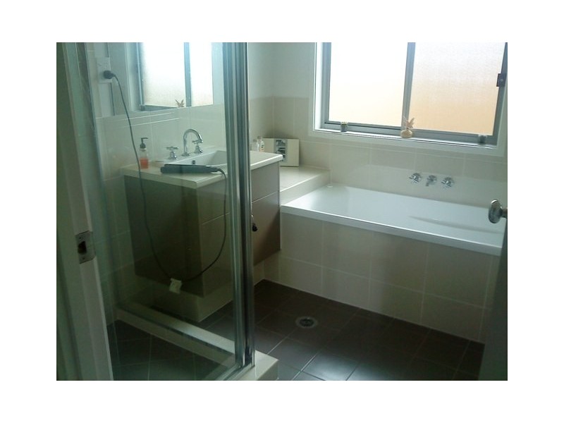 6 Crystalwood Crescent, Fernvale QLD 4306