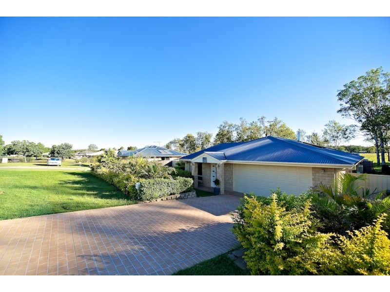 27 Titmarsh Cct, Fernvale QLD 4306