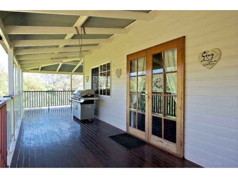 5 Nidus Court, Fernvale QLD 4306