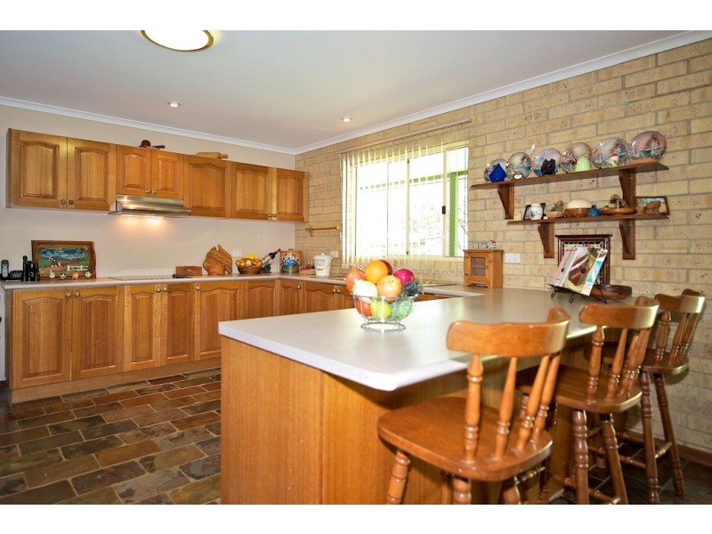 249 Willaura Drive, Mount Hallen QLD 4312