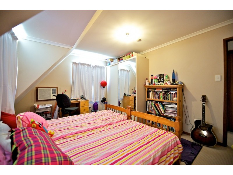249 Willaura Drive, Mount Hallen QLD 4312
