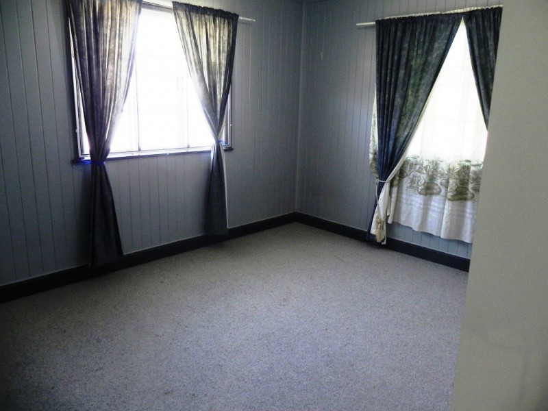 116 Main Street, Lowood QLD 4311