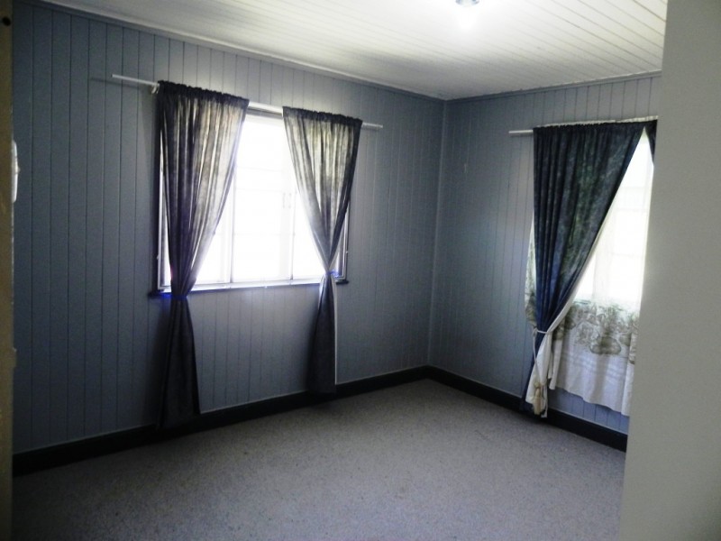 116 Main Street, Lowood QLD 4311