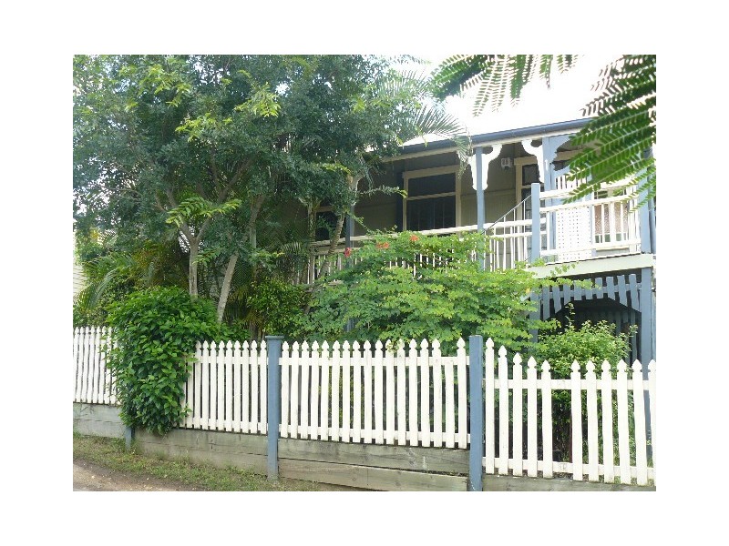 5 Lennon Lane, North Ipswich QLD 4305