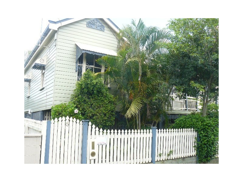 5 Lennon Lane, North Ipswich QLD 4305