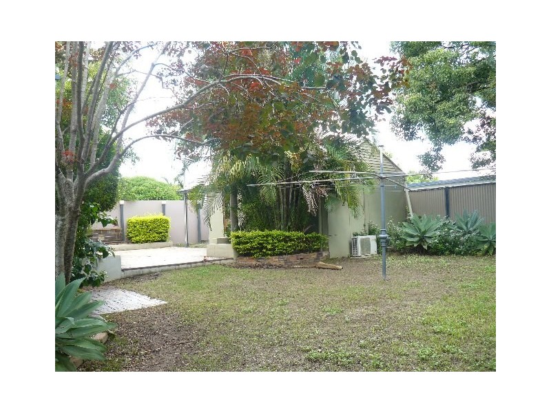5 Lennon Lane, North Ipswich QLD 4305