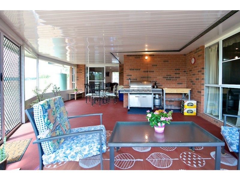 22 Carol-Anne Court, Regency Downs QLD 4341