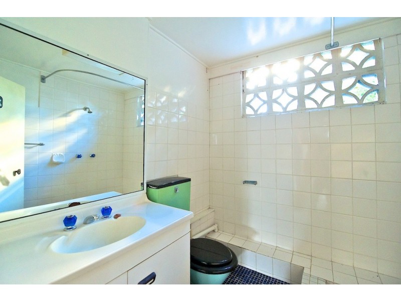 69 Roderick Street, Ipswich QLD 4305