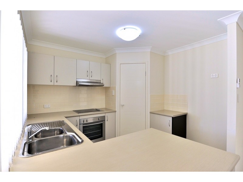 32 Honeywood Drive, Fernvale QLD 4306