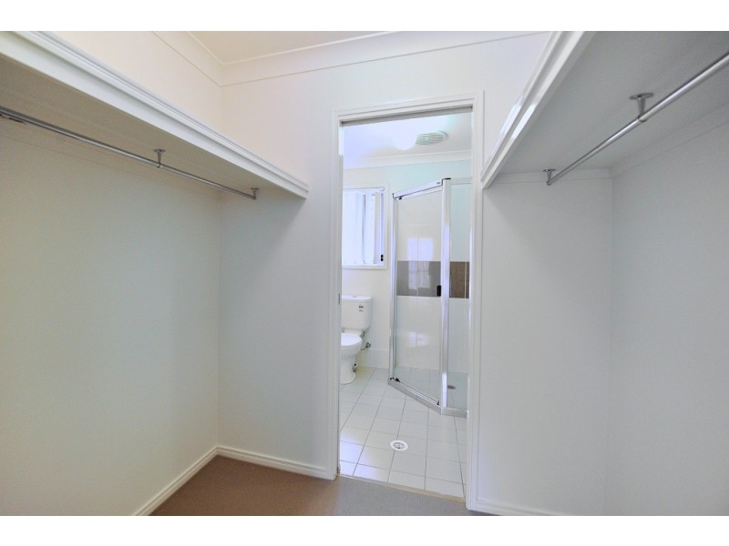 32 Honeywood Drive, Fernvale QLD 4306