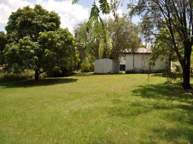 20 Welsby Street, North Booval QLD 4304