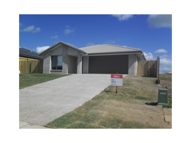 22 Peregrine Street, Lowood QLD 4311