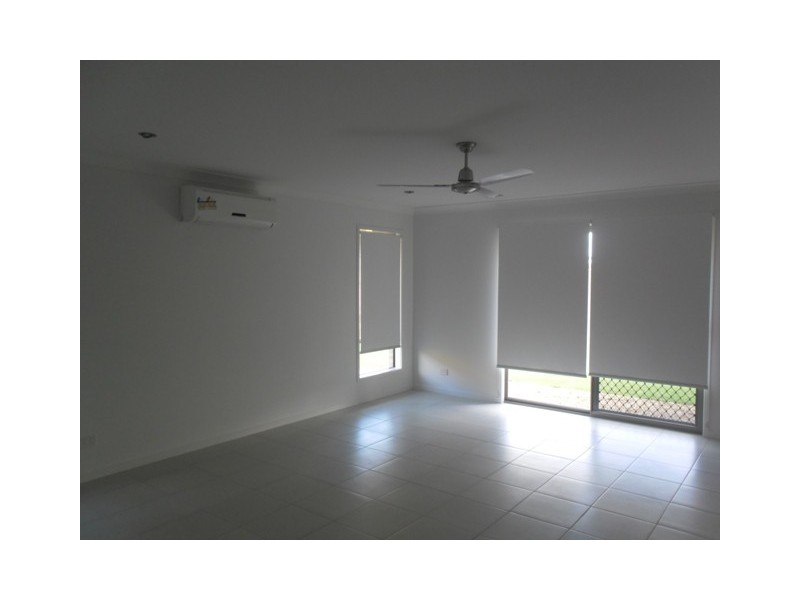 22 Peregrine Street, Lowood QLD 4311