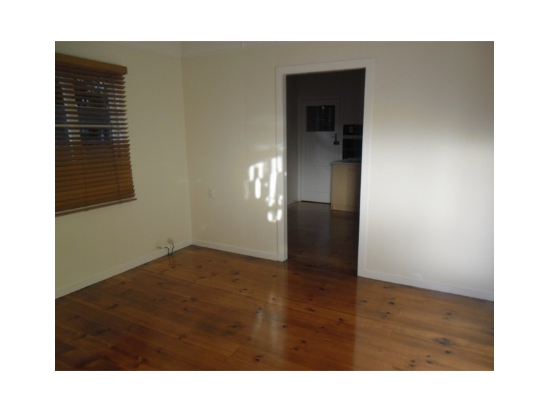 5 Mossom Street, North Ipswich QLD 4305