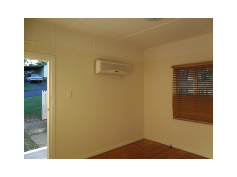 5 Mossom Street, North Ipswich QLD 4305