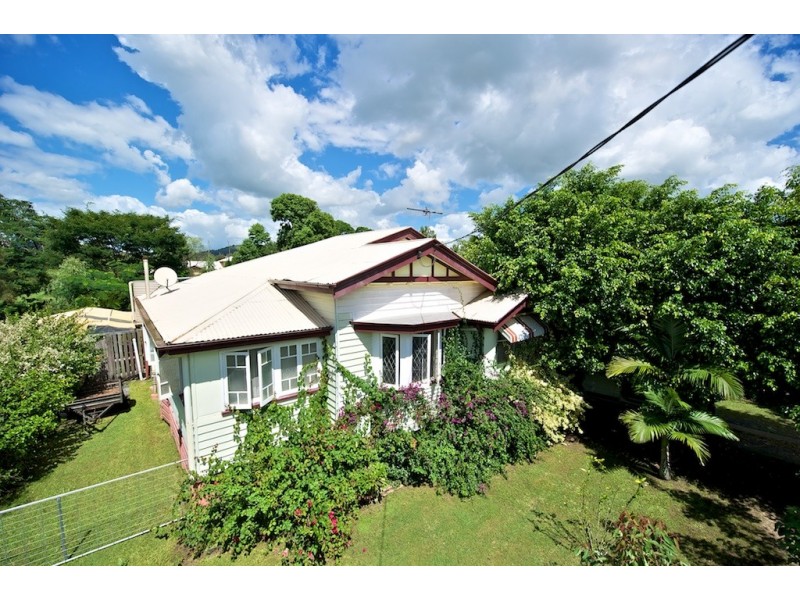 92 Prospect Street, Lowood QLD 4311