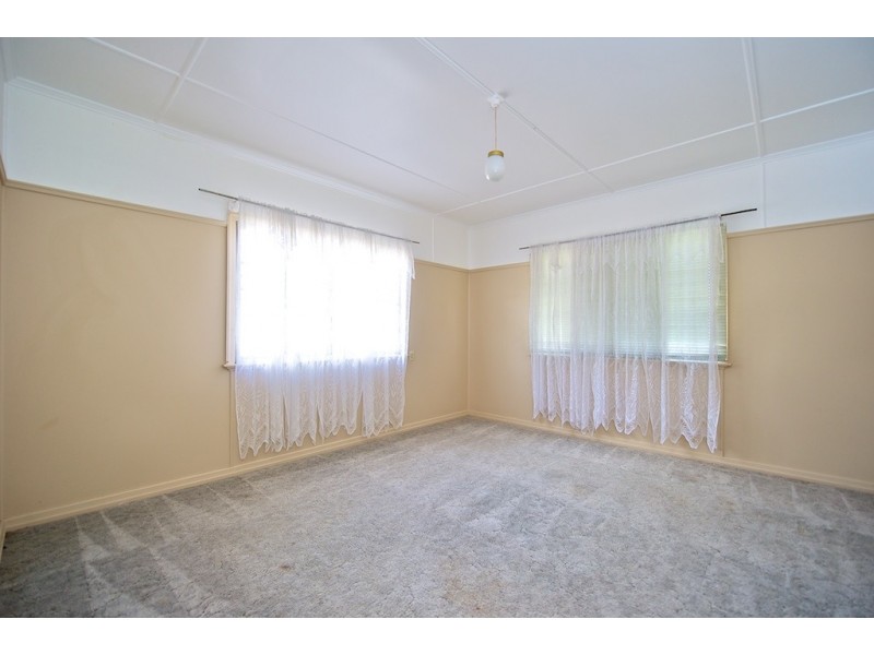 146 Main Street, Lowood QLD 4311