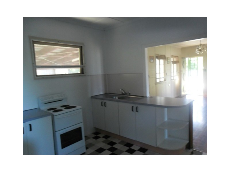 16a Hayes street, Brassall QLD 4305
