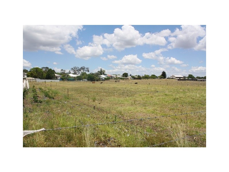 L101 and L102 Lindemans Road, Lowood QLD 4311