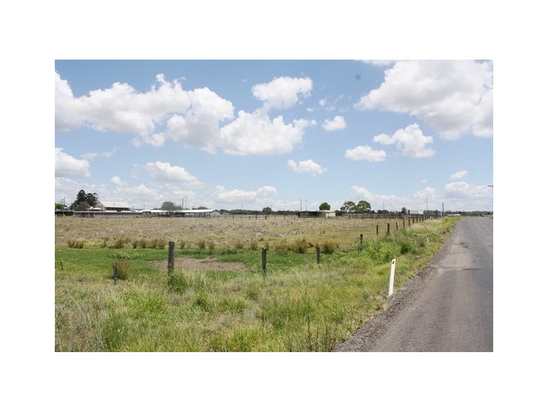 L101 and L102 Lindemans Road, Lowood QLD 4311