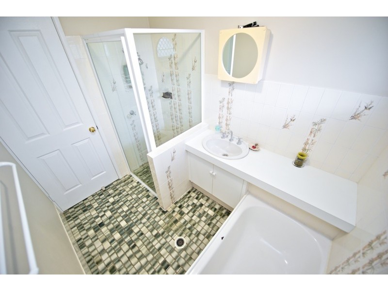 1366 Pine Mountain Road, Borallon QLD 4306