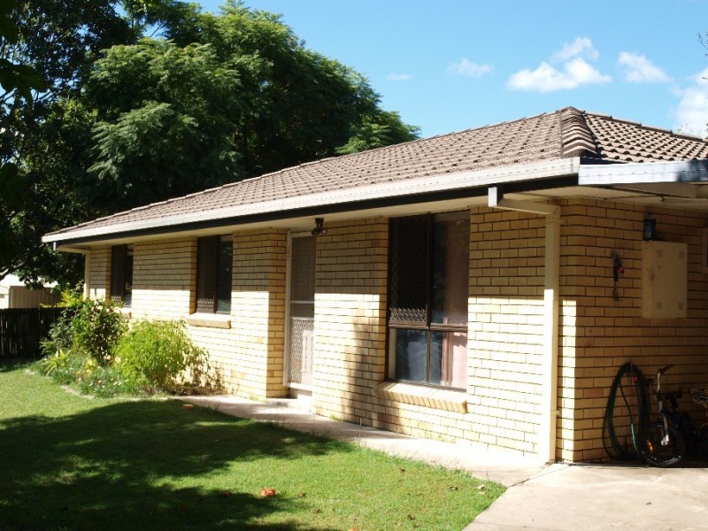 15 Danyel Court, Redbank Plains QLD 4301