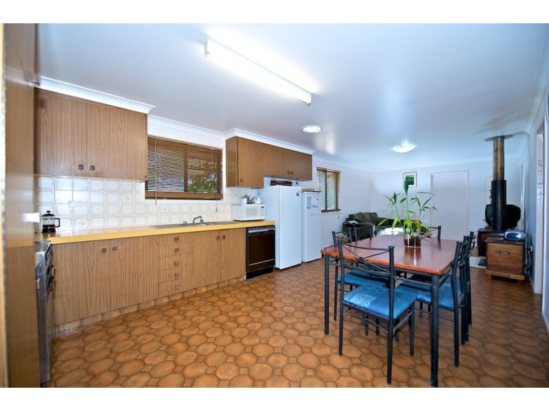 532 West Road, Coominya QLD 4311