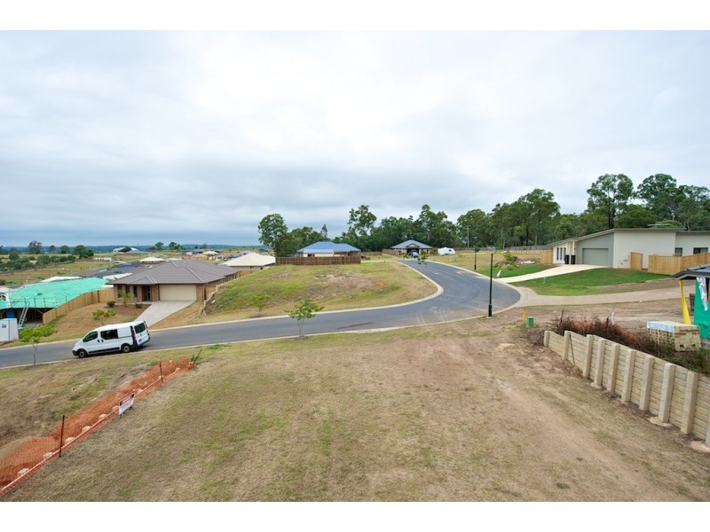 20 Goldenwood Crescent, Fernvale QLD 4306