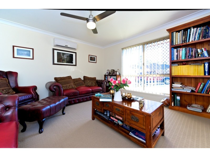 18 Brightwood Place, Fernvale QLD 4306