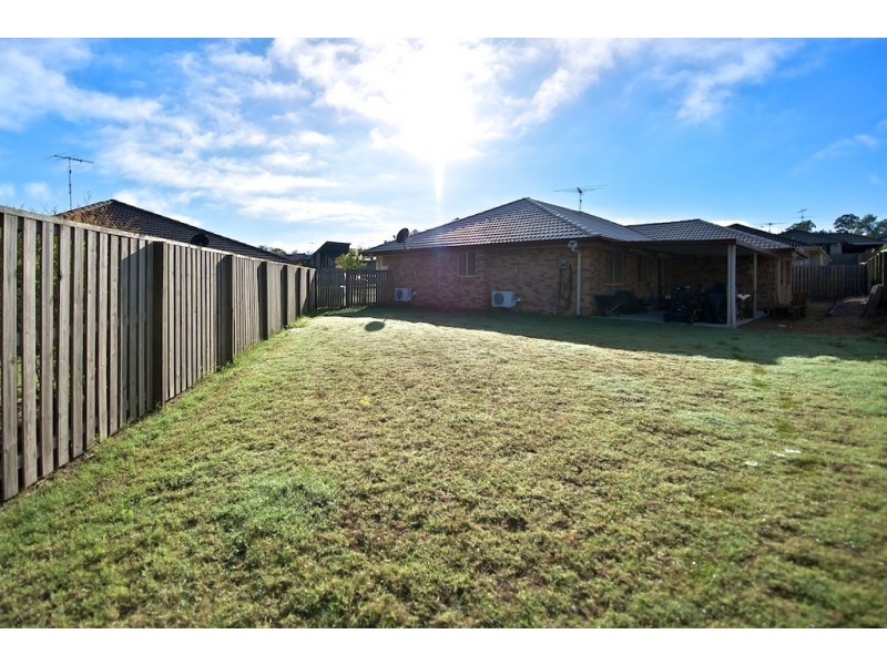 18 Brightwood Place, Fernvale QLD 4306