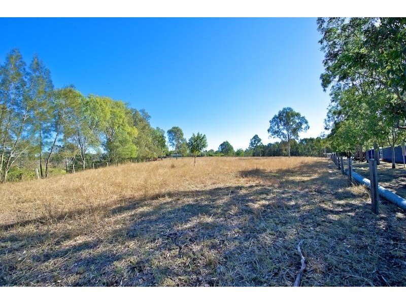 54 South Queensborough Pde, Karalee QLD 4306