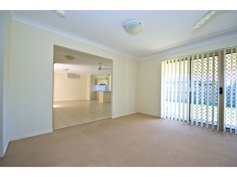 9 Bray Street, Lowood QLD 4311