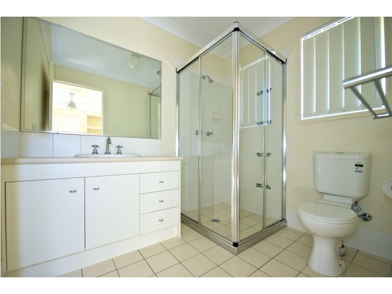 9 Bray Street, Lowood QLD 4311